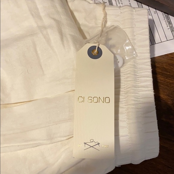 Too small. - Picture 2 of 2